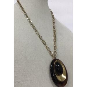 Vintage 70s/80s Trifari Rare Rootbeer Brown Lucite Oval  Pendant Necklace Signed